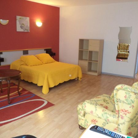 Au Logis Des Ours Belfort Nord Offemont ภายนอก รูปภาพ