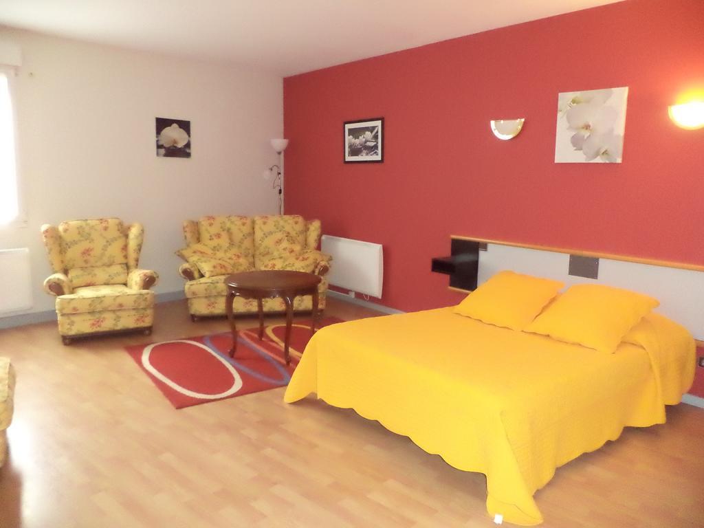 Au Logis Des Ours Belfort Nord Offemont ภายนอก รูปภาพ