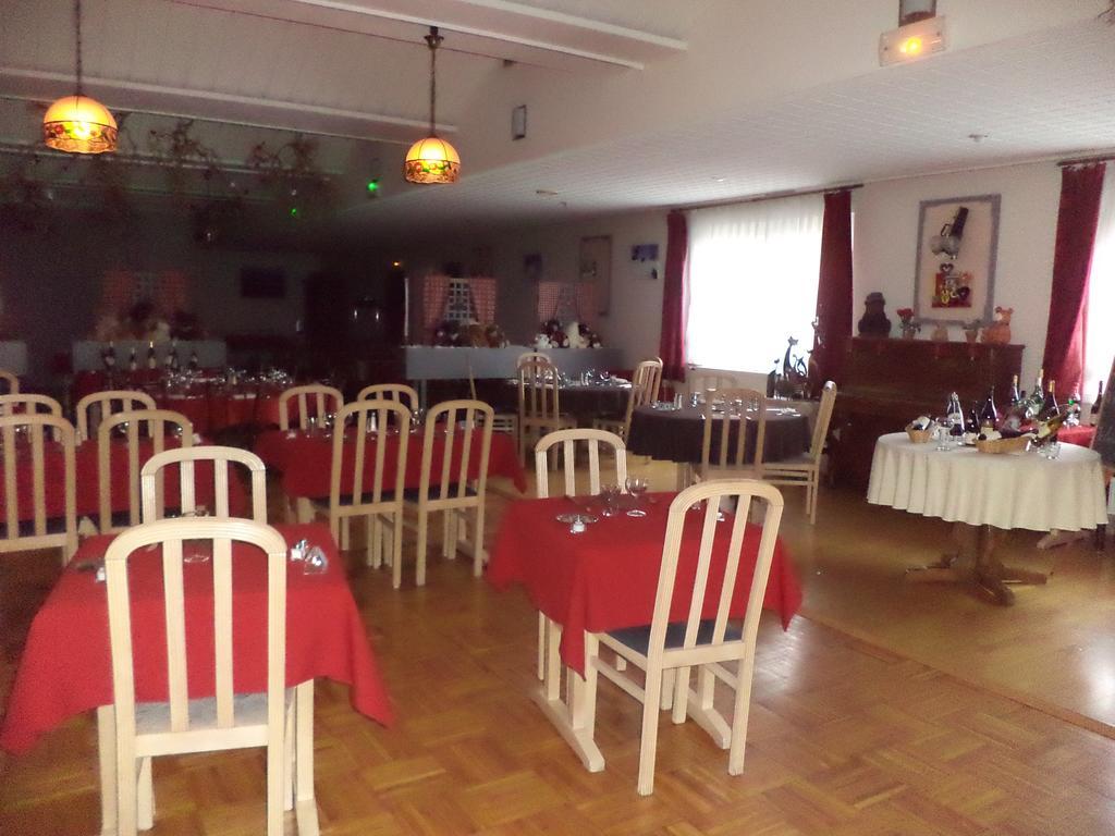 Au Logis Des Ours Belfort Nord Offemont ภายนอก รูปภาพ