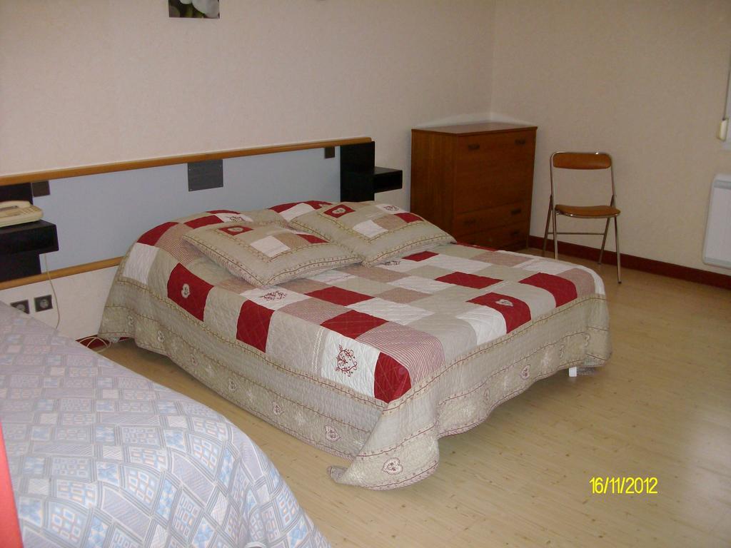 Au Logis Des Ours Belfort Nord Offemont ภายนอก รูปภาพ